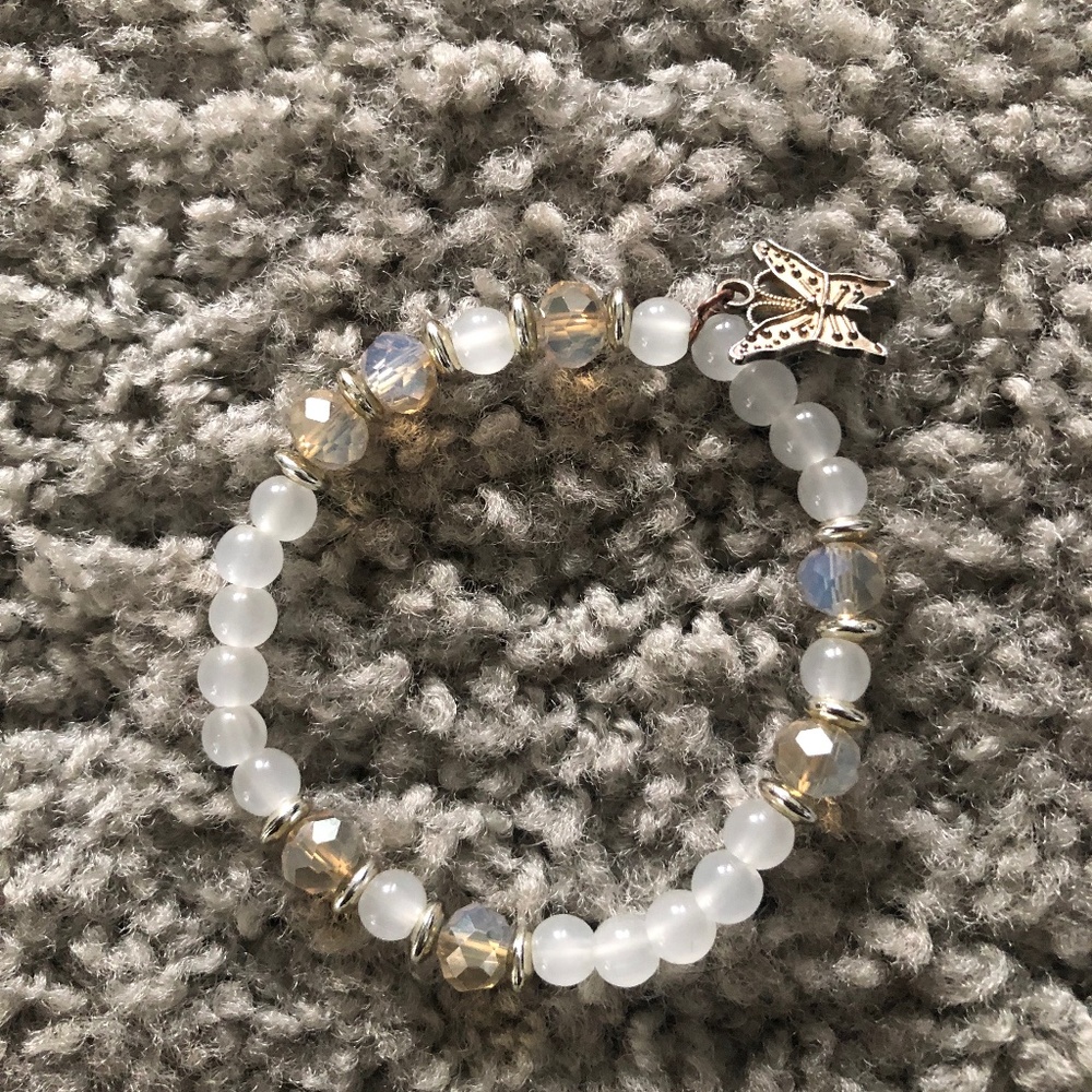 White Bead Crystal Bracelet